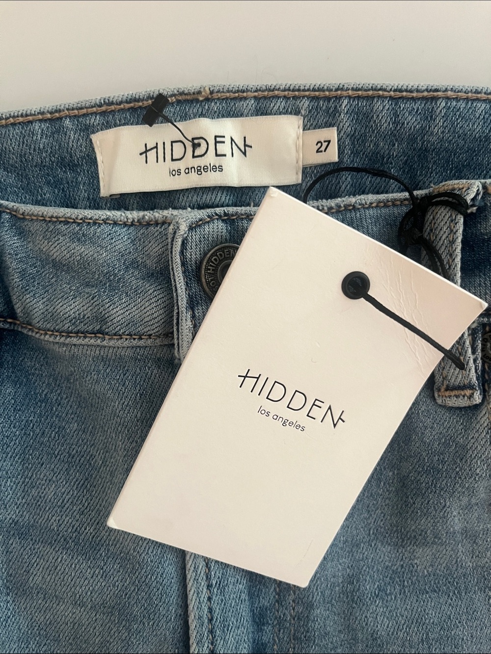 Hidden NEW The Happi Distressed Stretch Flare Jeans 27 - Picture 2 of 9